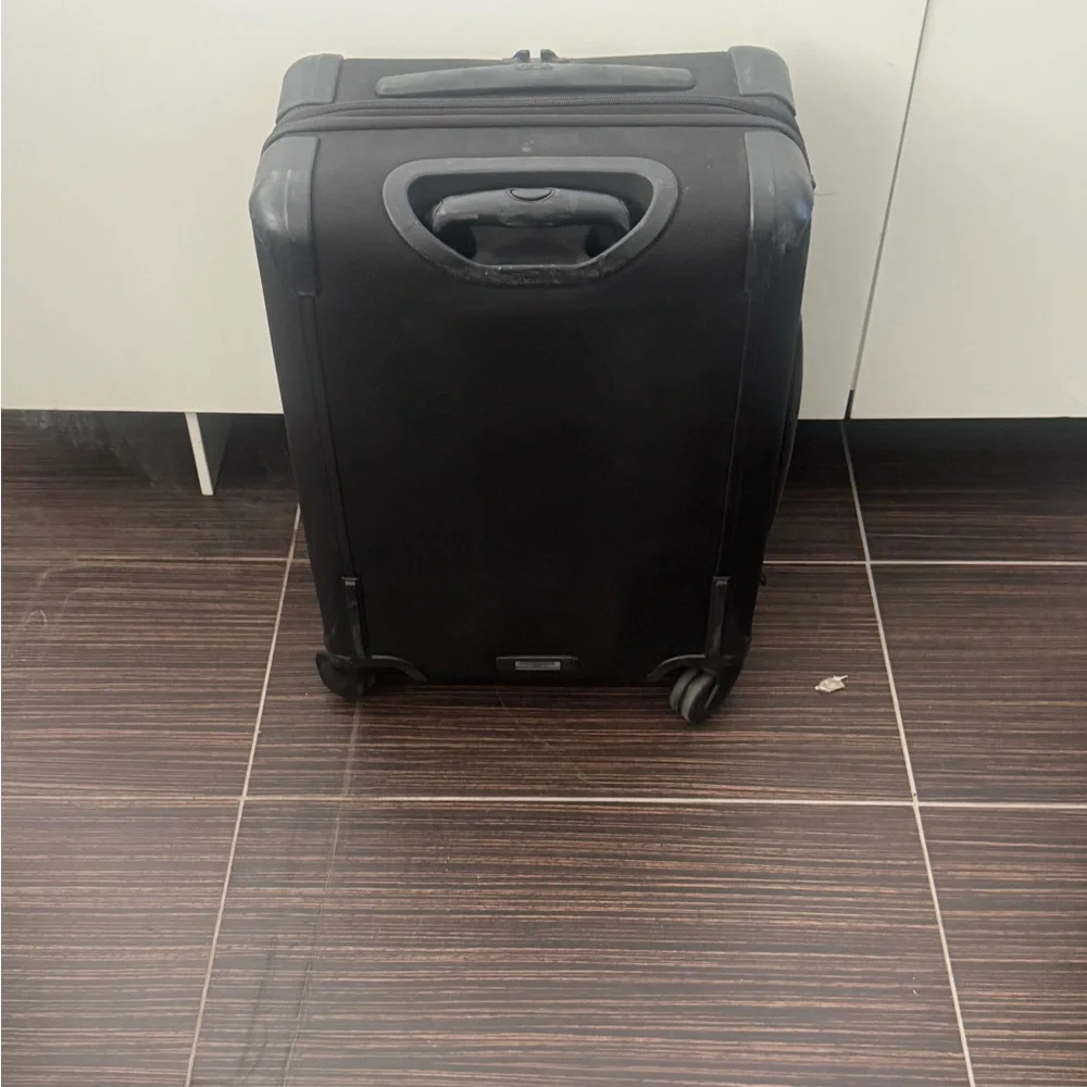 TUMI Alpha Black Rolling Carry-On Suitcase - Business Travel Spinner